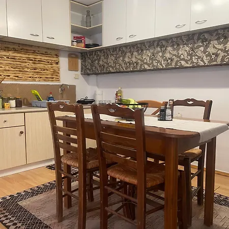 Apartamento Cozy διαμερισμα με πάρκινγκ και Bbq κοντά στα καμένα βούρλα *